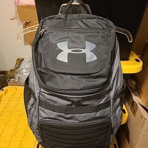 Under Armour Men's Black and Gray Performance Backpack